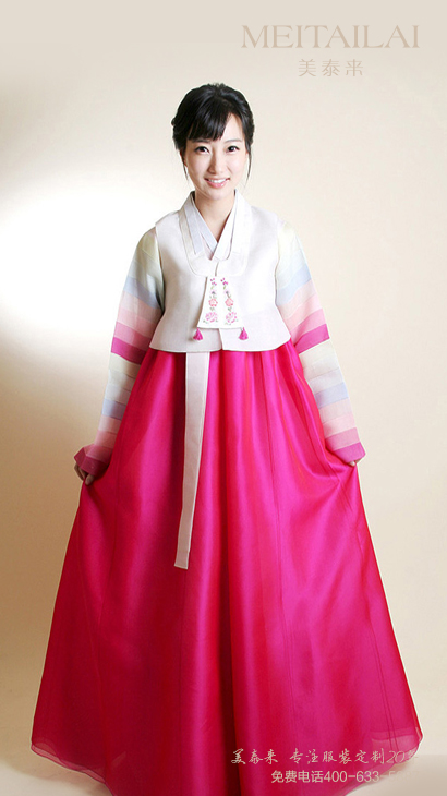 自贡民族风酒店服装订制